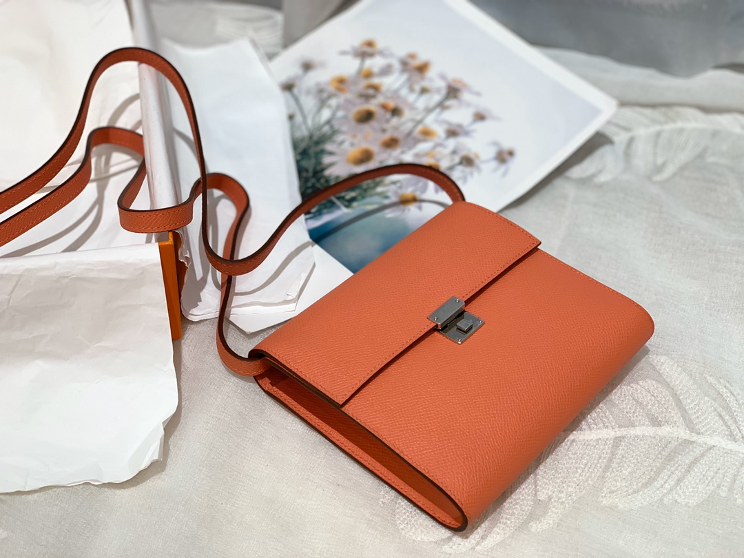 HERMES 单肩包 Clic 16epsom 皮 L5 龙虾粉