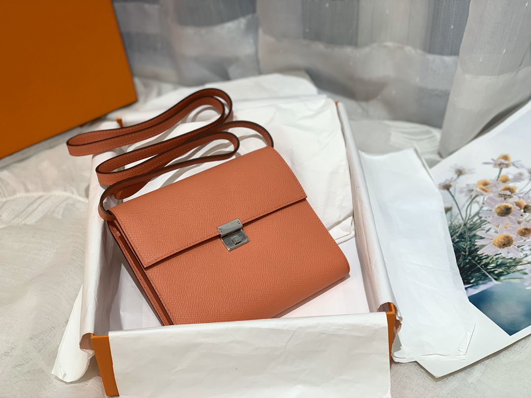 HERMES 单肩包 Clic 16epsom 皮 L5 龙虾粉