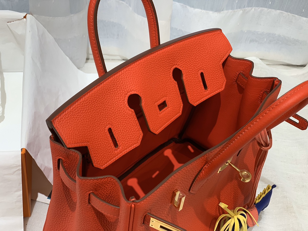 爱马仕香港官网 新到现货 25birkin 小牛togo皮 S3 心红色 金银扣