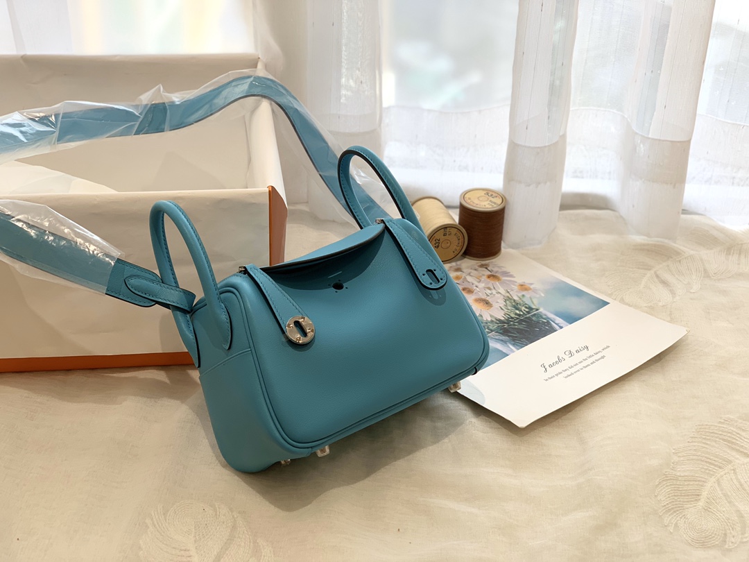 HERMES 爱马仕女包批发 Mini Lindy swift P3 北方蓝 银扣 小小包大容量