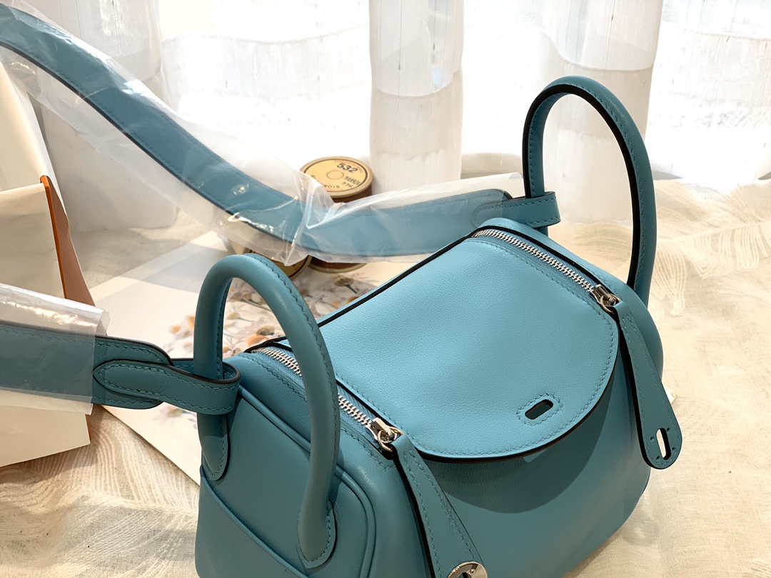 HERMES 爱马仕女包批发 Mini Lindy swift P3 北方蓝 银扣 小小包大容量