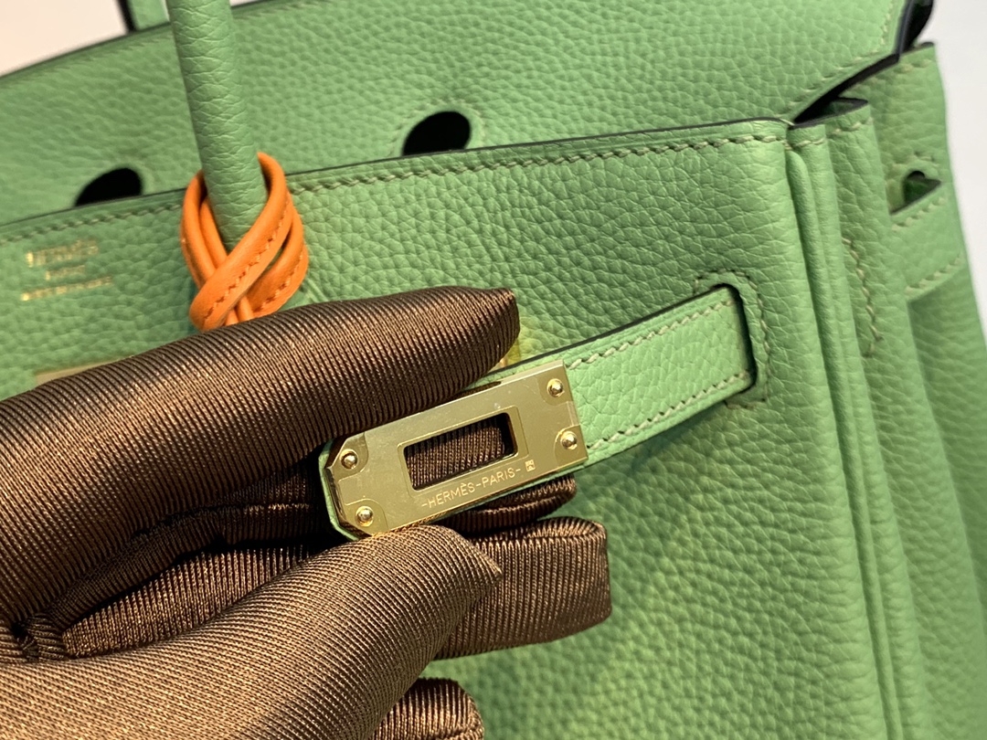 爱马仕包包官网 birkin 25cm togo进口原厂皮 i3 牛油果绿 金扣