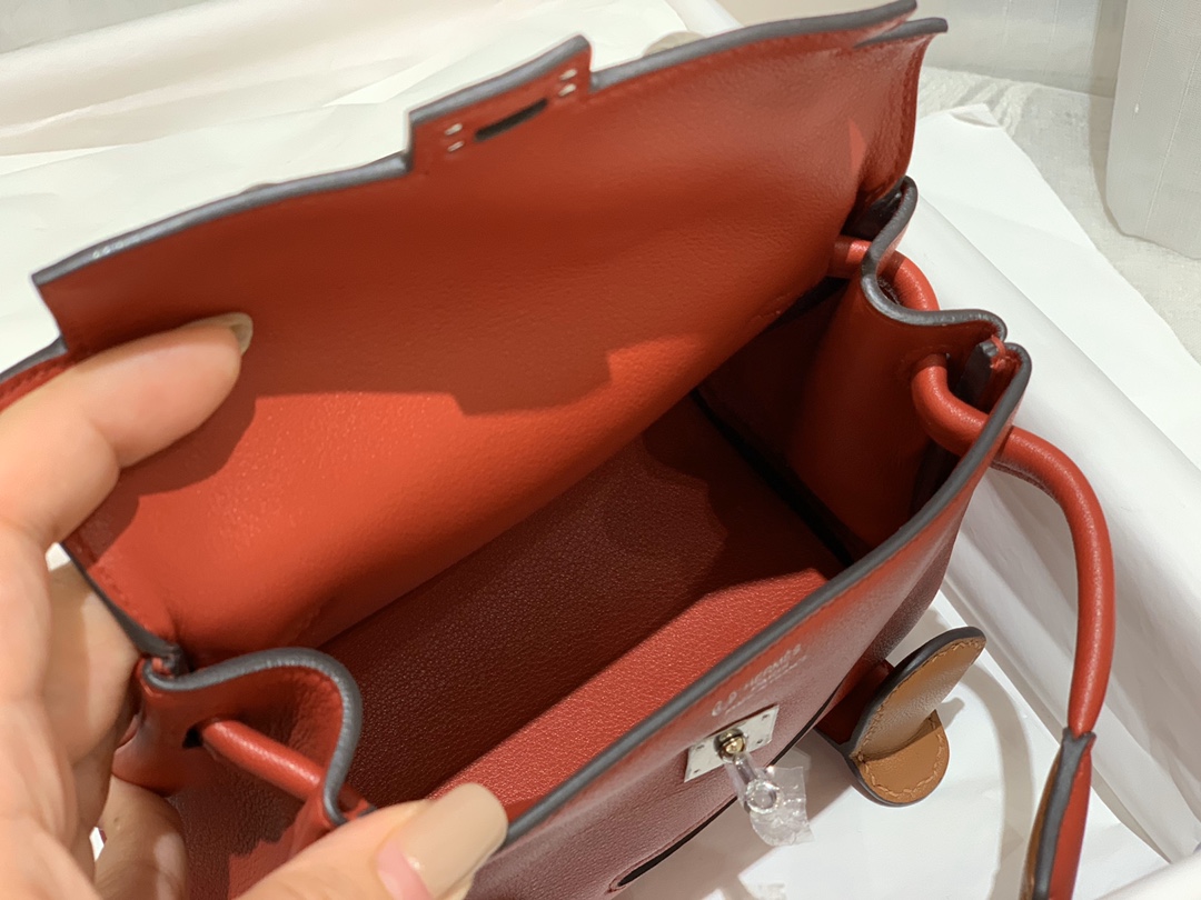 爱马仕Hermes Kelly doll 超Q萌的千禧娃娃 S5番茄红/37金棕 银扣