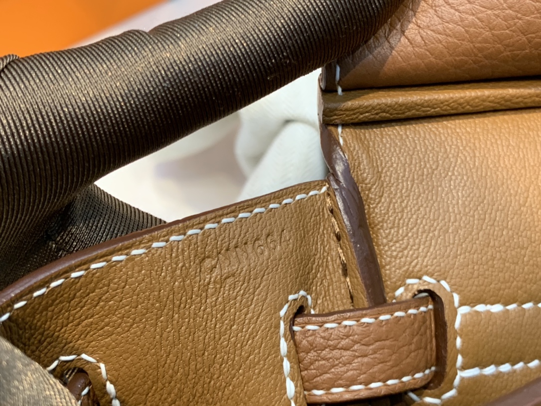 爱马仕包包官网 birkin 25cm togo进口原厂皮 37土黄 银扣