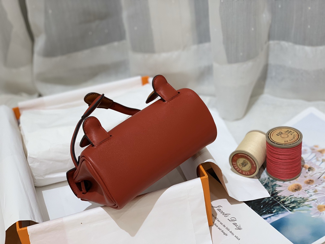 爱马仕Hermes Kelly doll 超Q萌的千禧娃娃 S5番茄红/37金棕 银扣