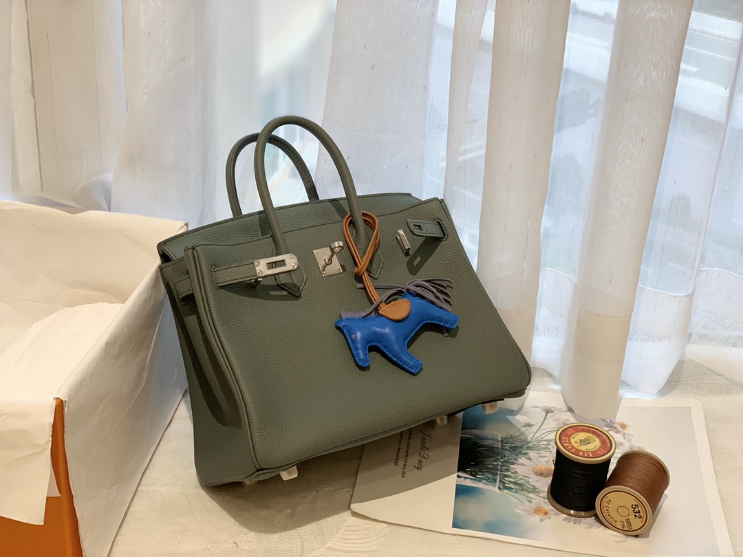 爱马仕Hermes中国官网 新到现货 25birkin togo皮 63 杏绿 金银扣