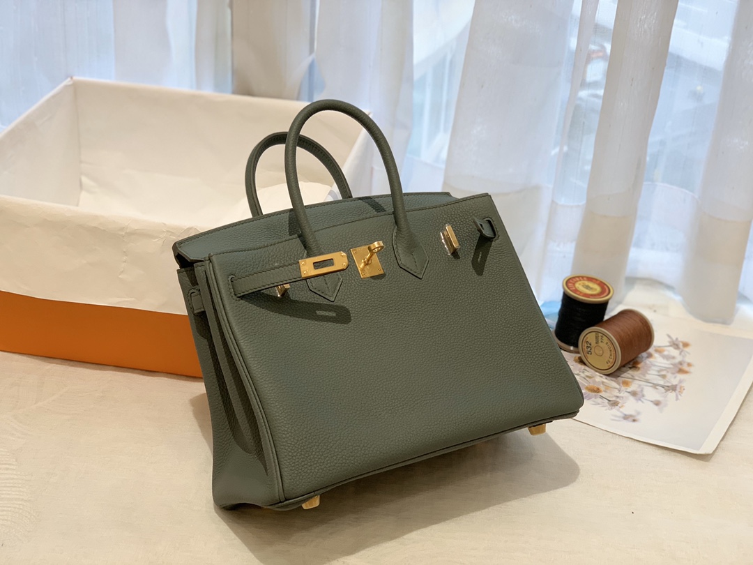 爱马仕Hermes中国官网 新到现货 25birkin togo皮 63 杏绿 金银扣