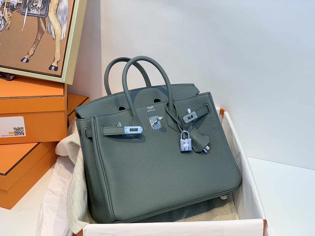 爱马仕包包官网 birkin 25cm togo进口原厂皮 63杏绿 银扣