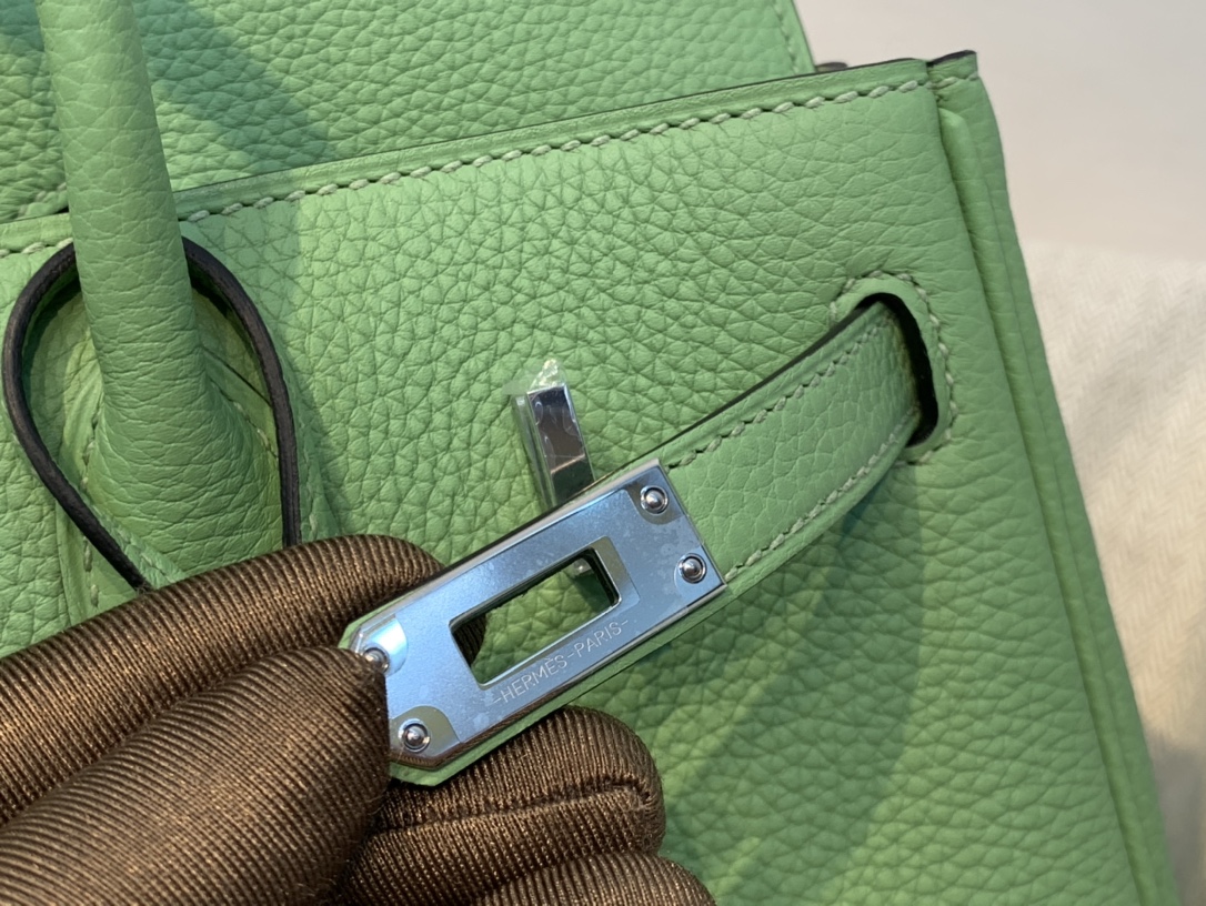 爱马仕包包官网 birkin 25cm togo进口原厂皮 i3 牛油果绿 银扣